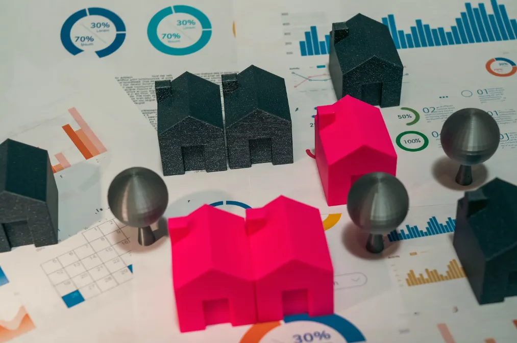 Banner image of the newsroom